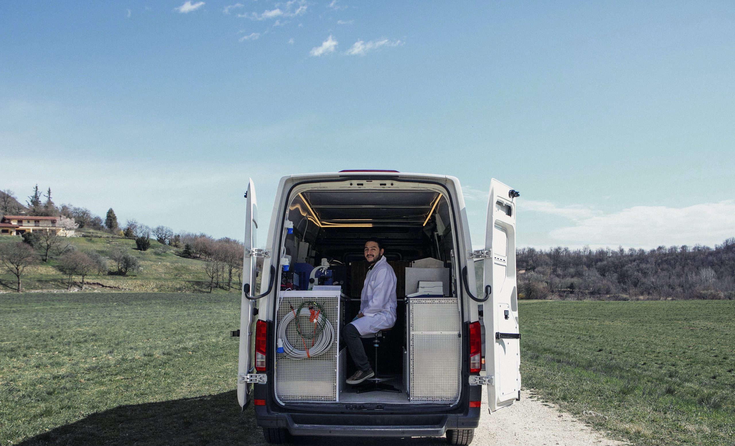 David Sebastian Boada Mendoza and his mobile laboratory of raw milk