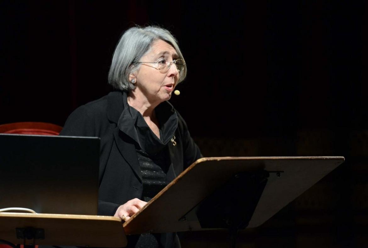 Women, Food, History: A Gender-Based Approach to the Subject