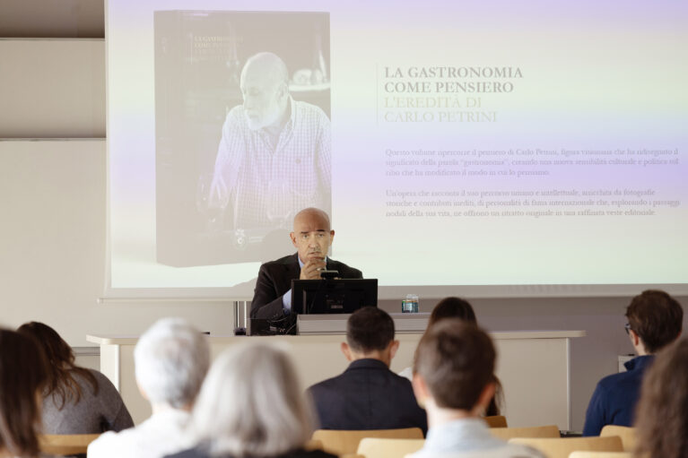 predidente perullo conferenza stampalibro petrini