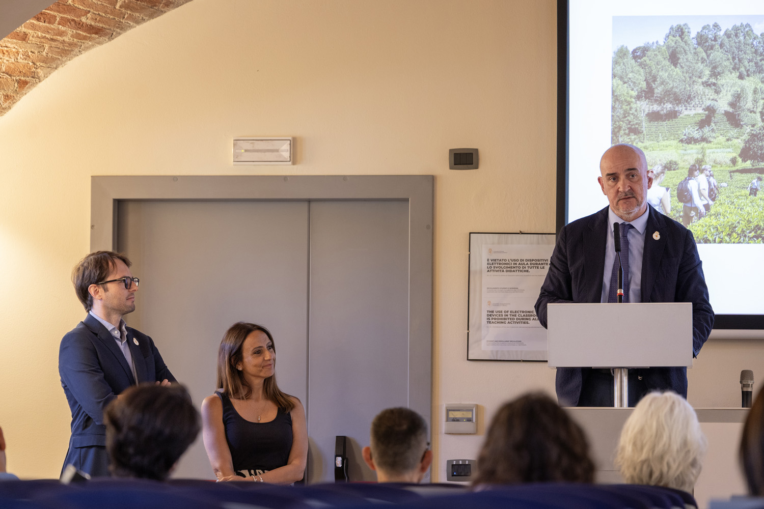 vice presidente luca martinotti prof.ssa donatella saccone presidente nicola perullo